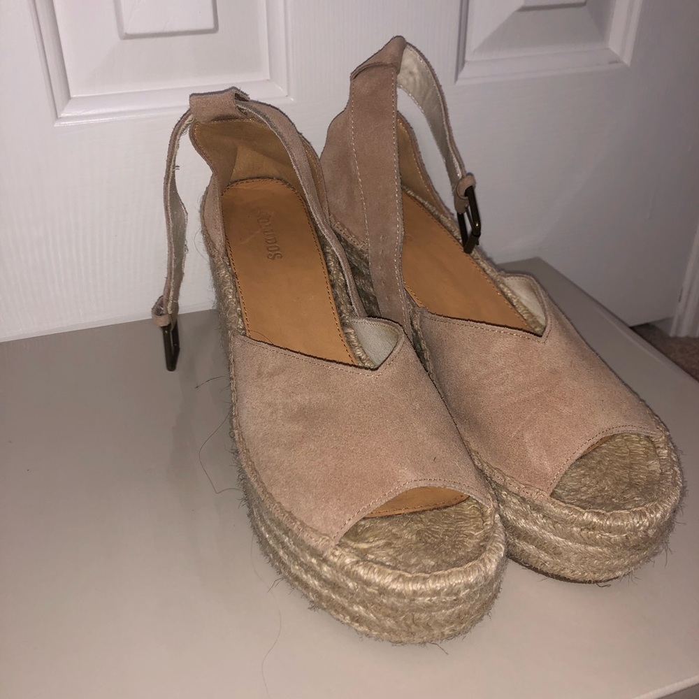 Amazing Soludos Wedges